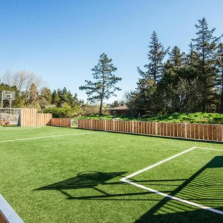 4 Bedroom Pet Friendly In Glesborg